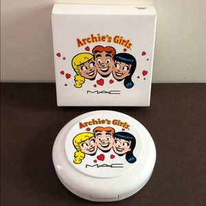 MAC Archie’s girls limited edition blush